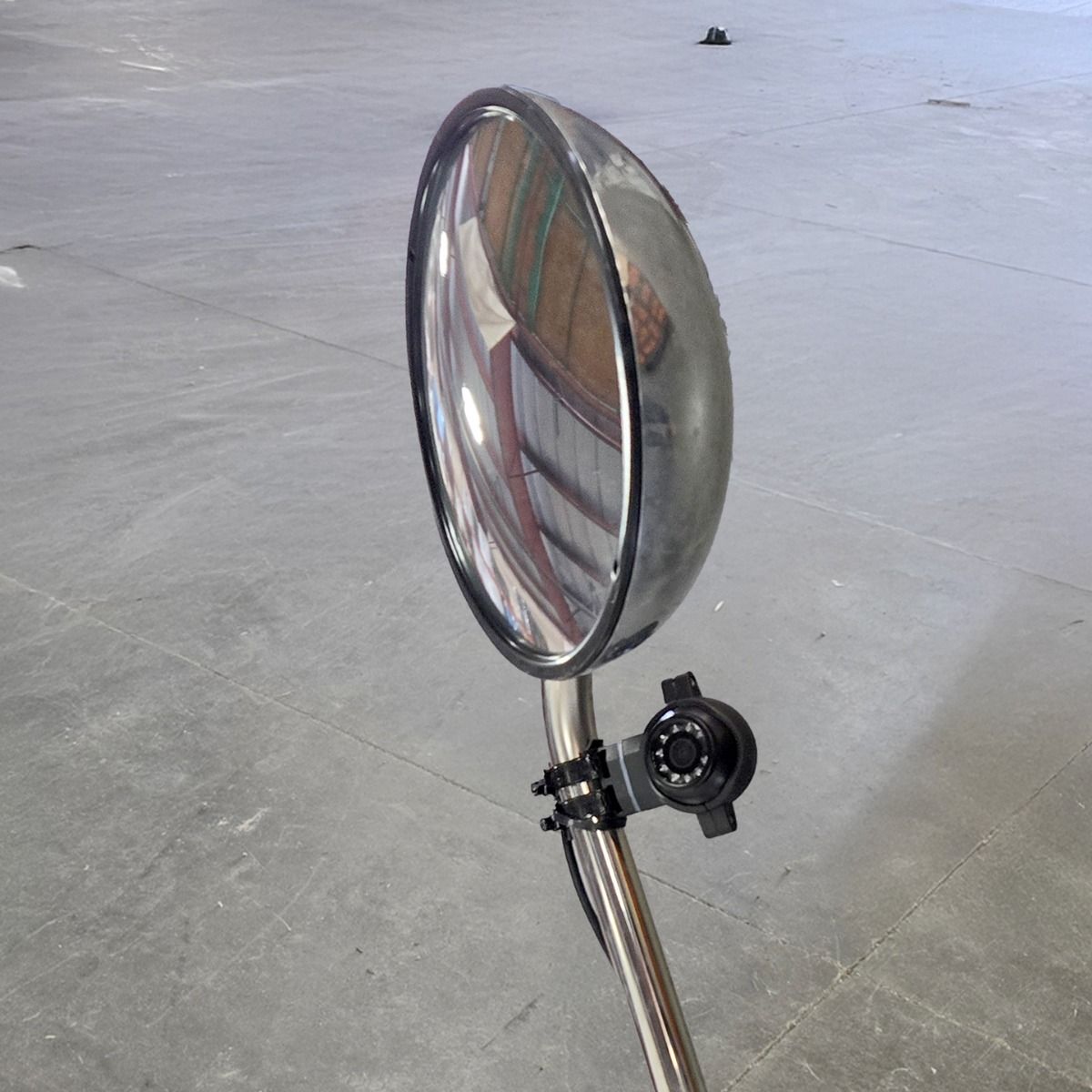 Rear View Safety Arm Camera with Clamp 6